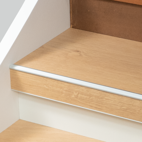 LAMINAT-RENOVIERUNGS-STUFE "Gerade" inkl. TREPSA-Profil